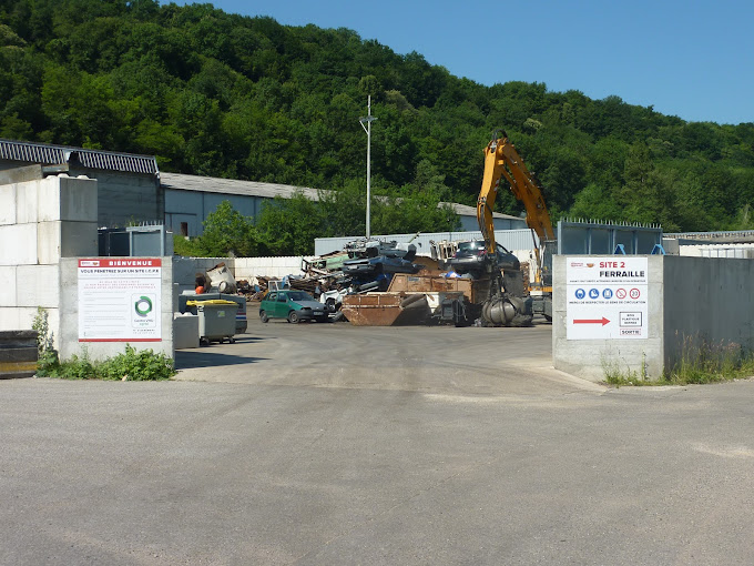 Aperçu des activités de la casse automobile GUYONNET située à SAINT-VICTOR-DE-CESSIEU (38110)